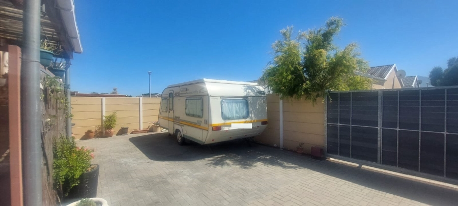 3 Bedroom Property for Sale in Onverwacht Western Cape